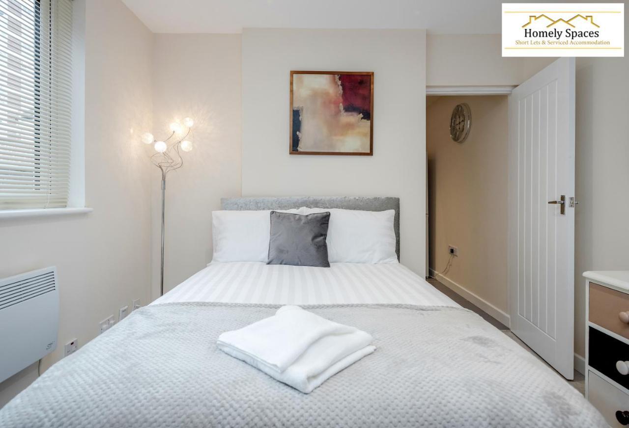Bedford Hospital Victoria Apartments A And B By Homely Spaces Short Lets & Serviced Accommodation Ngoại thất bức ảnh