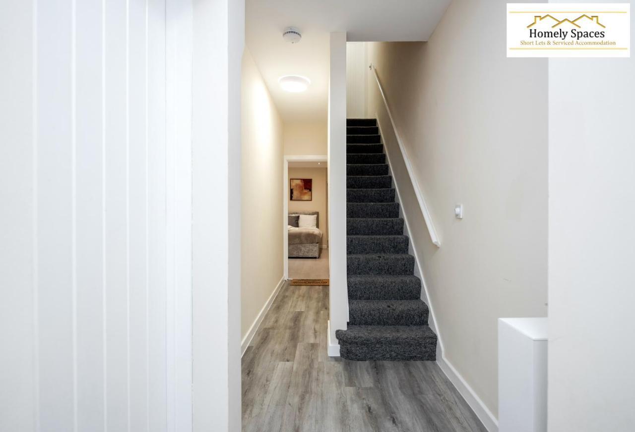 Bedford Hospital Victoria Apartments A And B By Homely Spaces Short Lets & Serviced Accommodation Ngoại thất bức ảnh