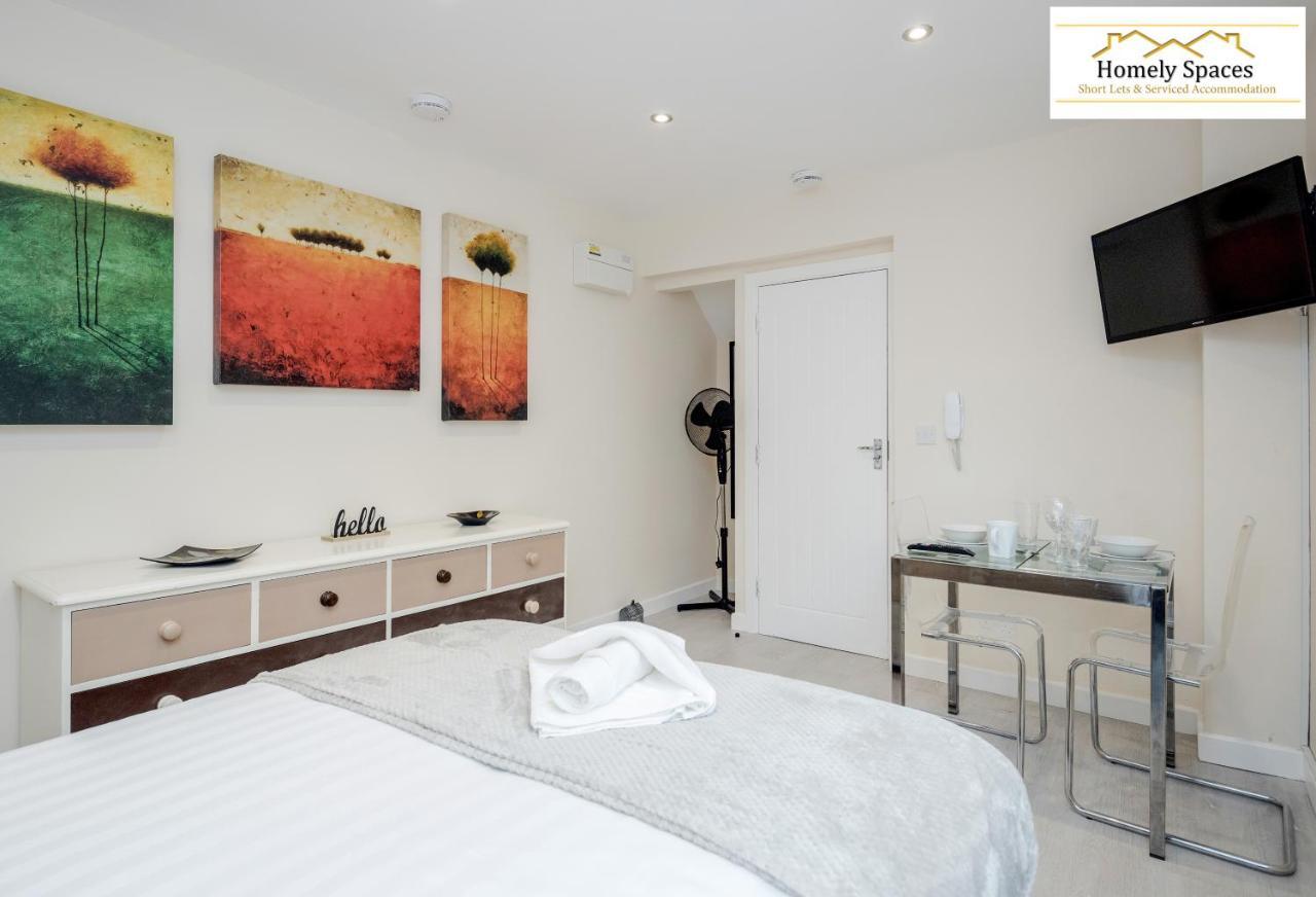 Bedford Hospital Victoria Apartments A And B By Homely Spaces Short Lets & Serviced Accommodation Ngoại thất bức ảnh