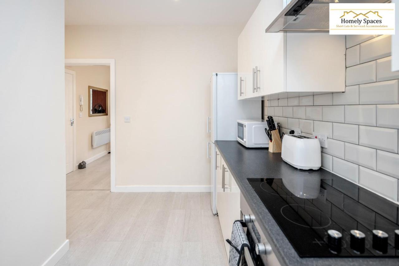 Bedford Hospital Victoria Apartments A And B By Homely Spaces Short Lets & Serviced Accommodation Ngoại thất bức ảnh