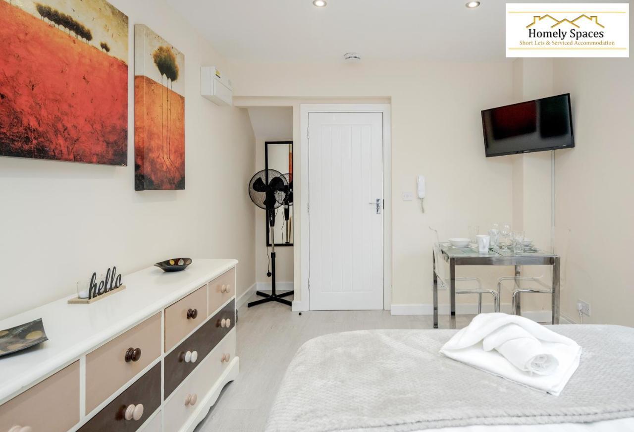Bedford Hospital Victoria Apartments A And B By Homely Spaces Short Lets & Serviced Accommodation Ngoại thất bức ảnh