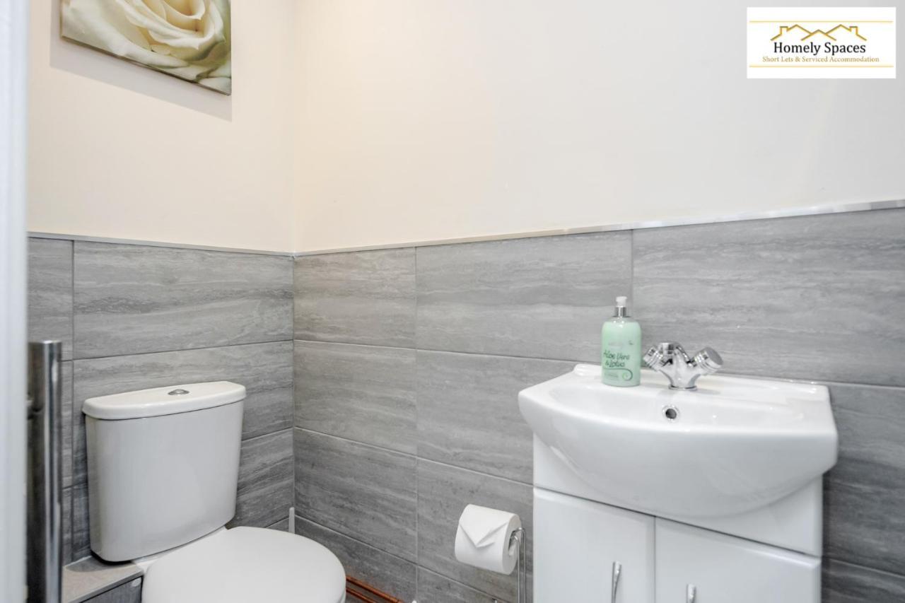 Bedford Hospital Victoria Apartments A And B By Homely Spaces Short Lets & Serviced Accommodation Ngoại thất bức ảnh