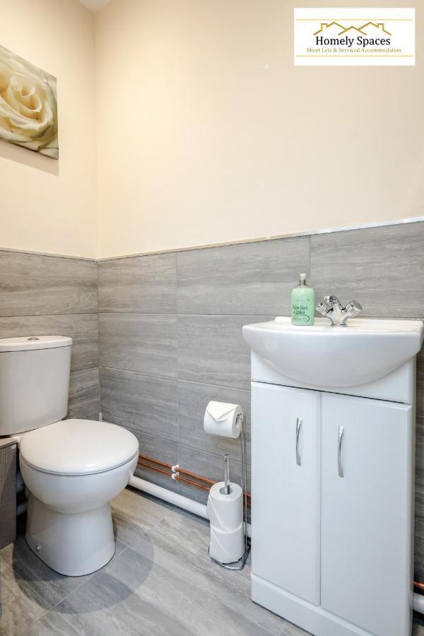 Bedford Hospital Victoria Apartments A And B By Homely Spaces Short Lets & Serviced Accommodation Ngoại thất bức ảnh